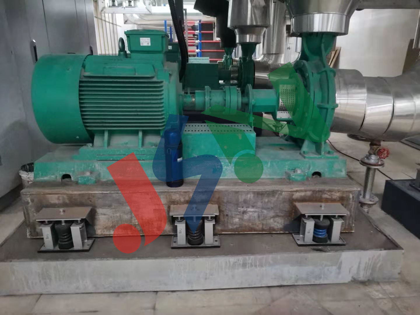 水泵安裝臺座減震器4.jpg 水泵安裝臺座減震器4.jpg